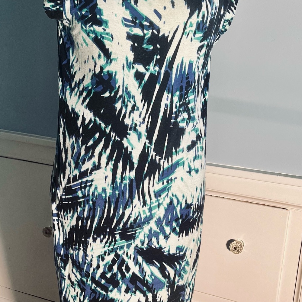 Beautiful A Line Apt 9 Blue & White dress. Abstract Print. Sz S